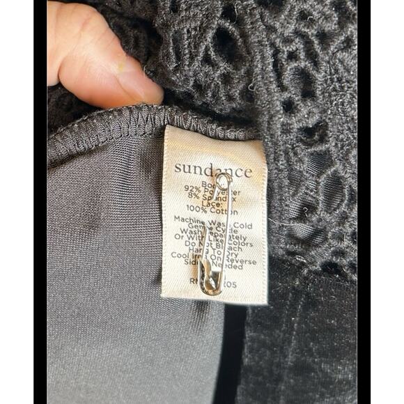 Sundance Velvet Lace Cut Out Blouse Size XL - Picture 5 of 5